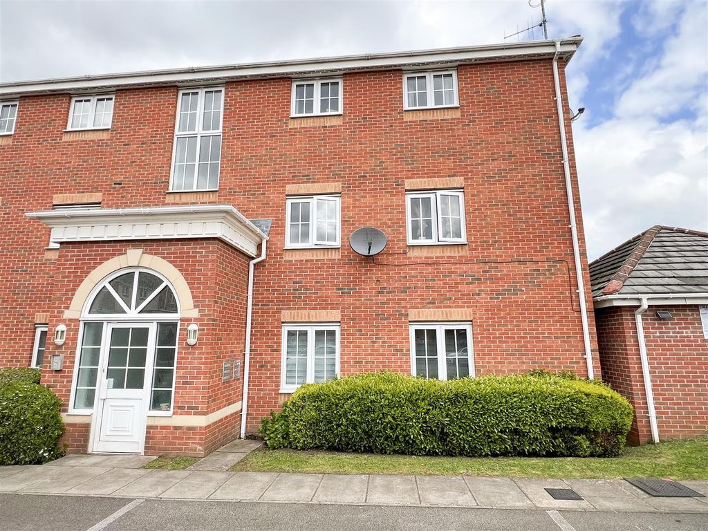 2 bed flat for sale in Sargeson Road, Armthorpe, Doncaster DN3, £89,950