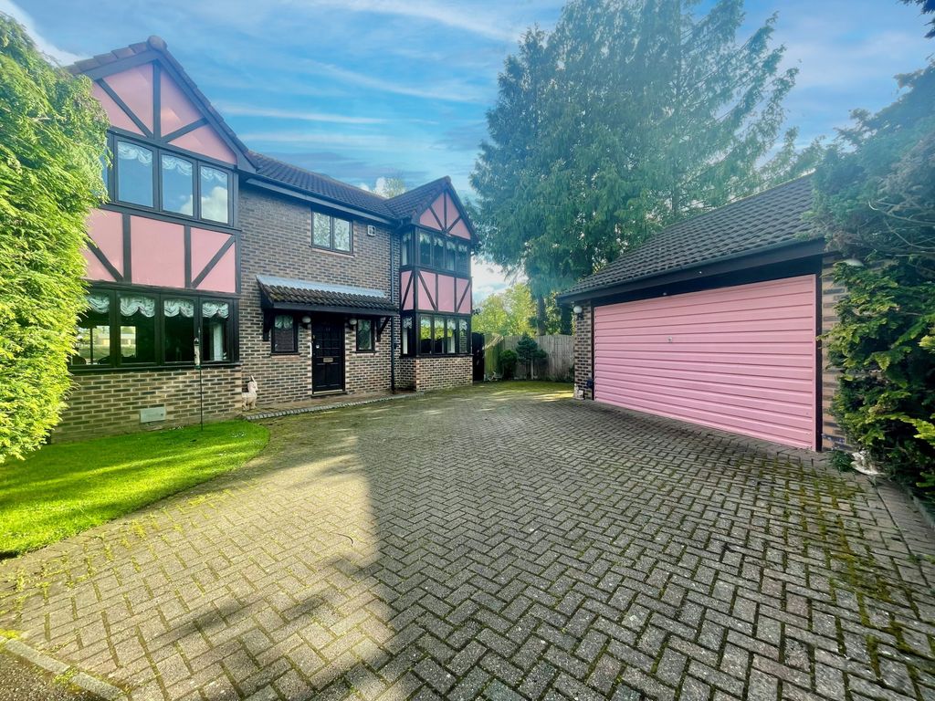5 bed detached house for sale in Gleneagles Drive, Preston PR2 Zoopla