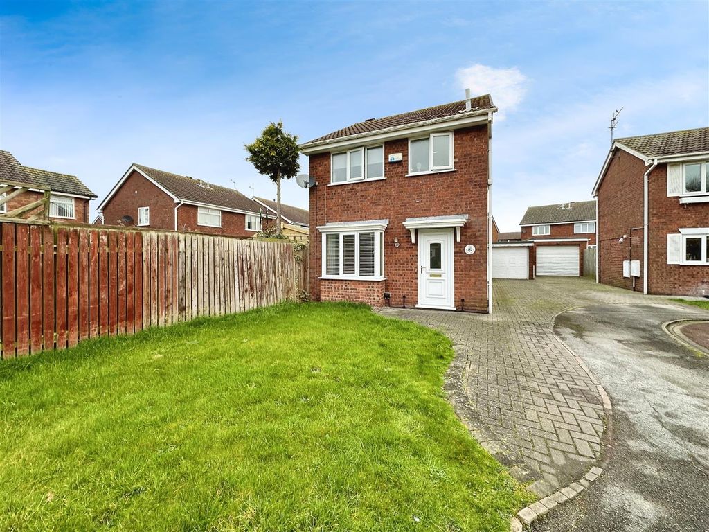 3 bed detached house for sale in Larch Drive, Thorngumbald, Hull HU12