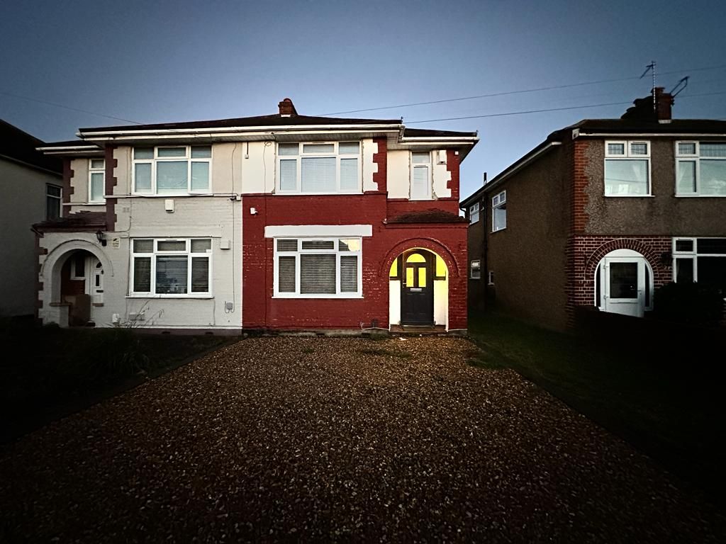 3 bed semidetached house for sale in West Road, Feltham TW14, £490,000