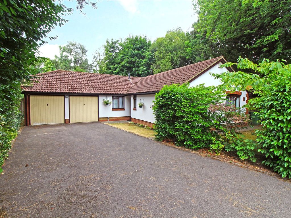 3 bed bungalow for sale in Badgers Copse, Camberley, Surrey GU15 Zoopla
