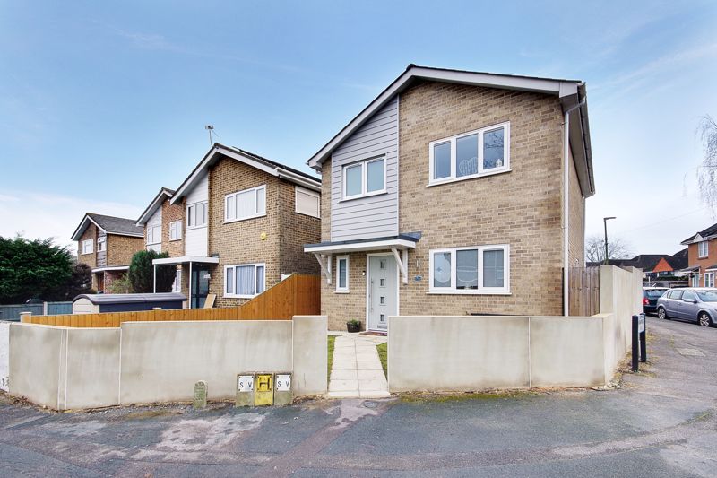 3 bed detached house for sale in East Howe Lane, Bournemouth BH10 Zoopla