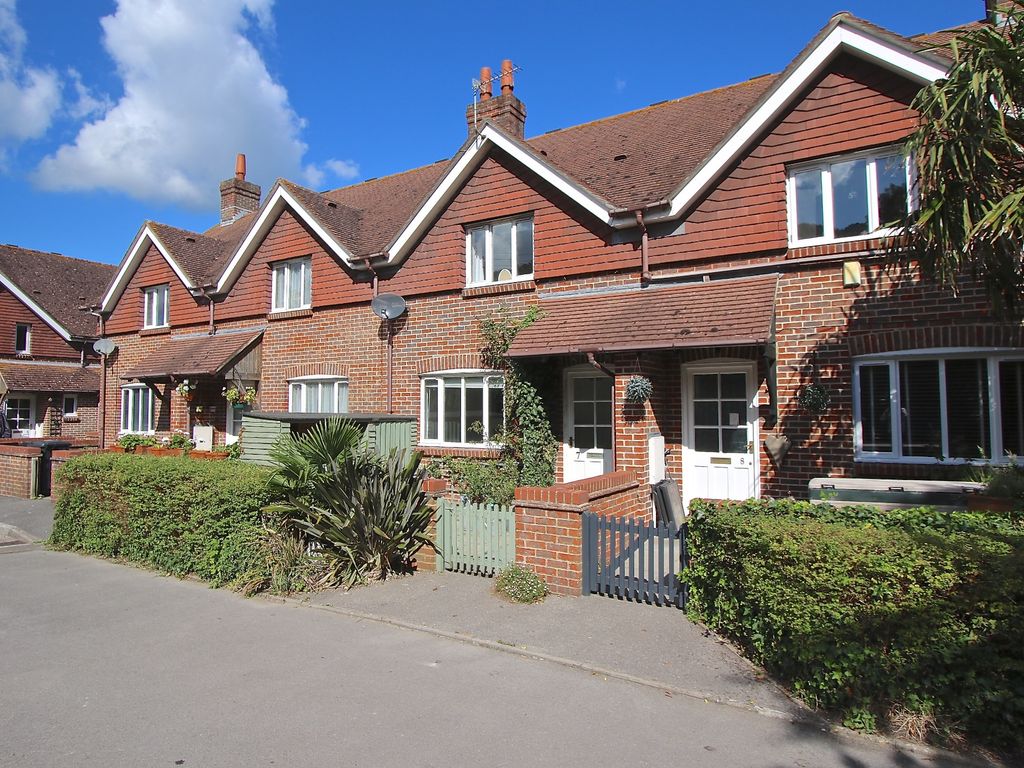 Property Details For 7 Bankes Cottages Heathgreen Road Studland
