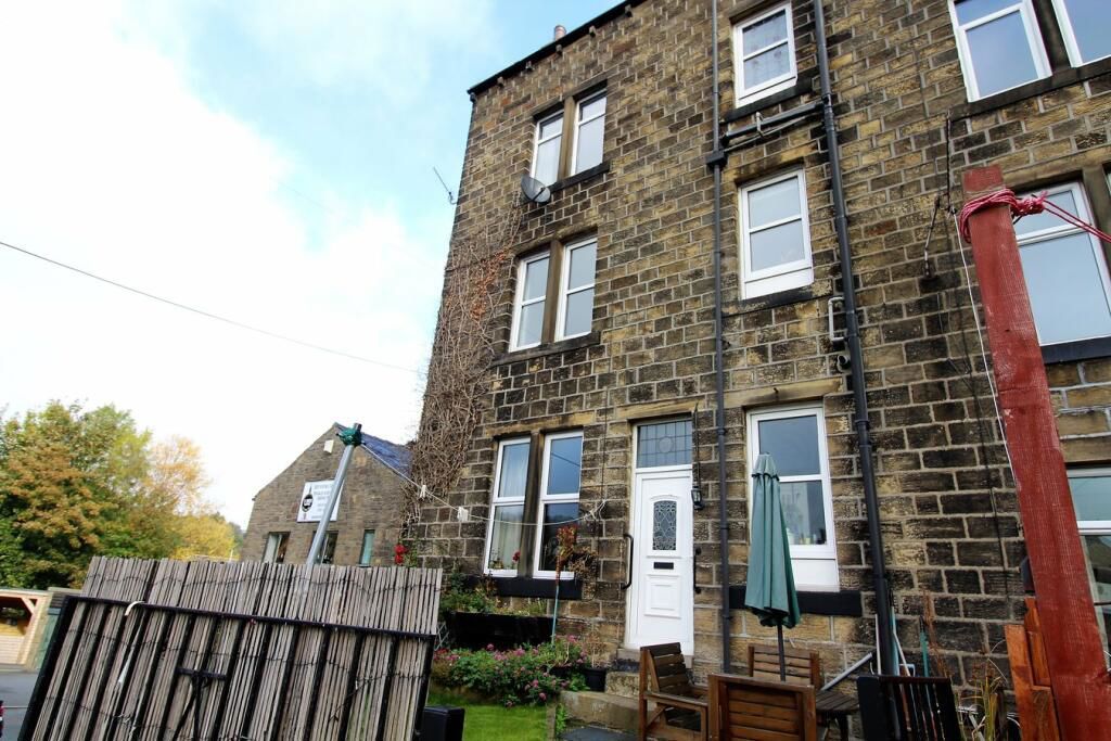 4 bed terraced house for sale in Apsley Street, Haworth, Keighley BD22