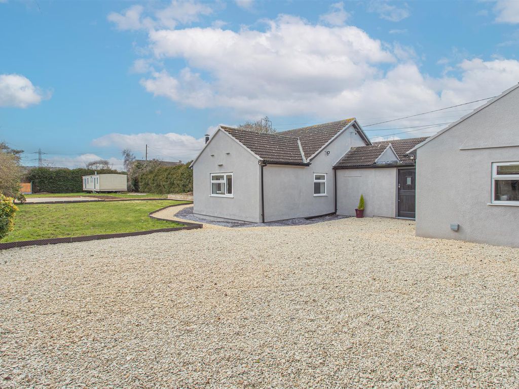 3 bed detached bungalow for sale in Melksham Lane, Broughton Gifford