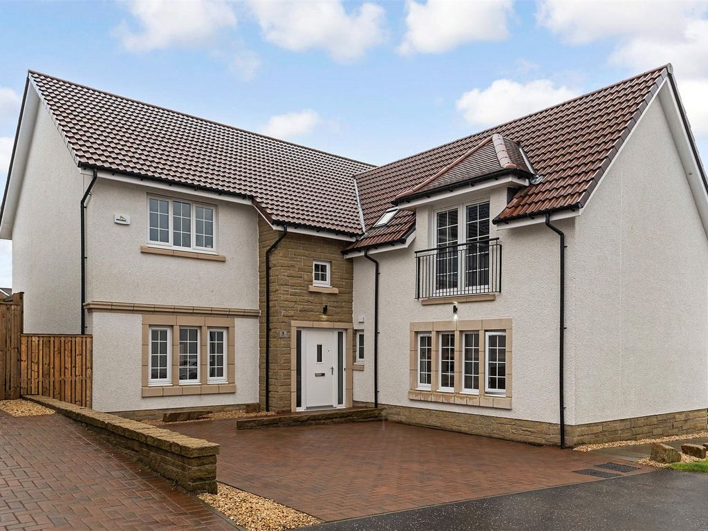 5 bed detached house for sale in Earlswood Crescent, Cumbernauld