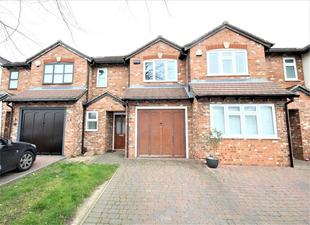 3 bed town house to rent in Layters Avenue, Chalfont St Peter SL9 Zoopla