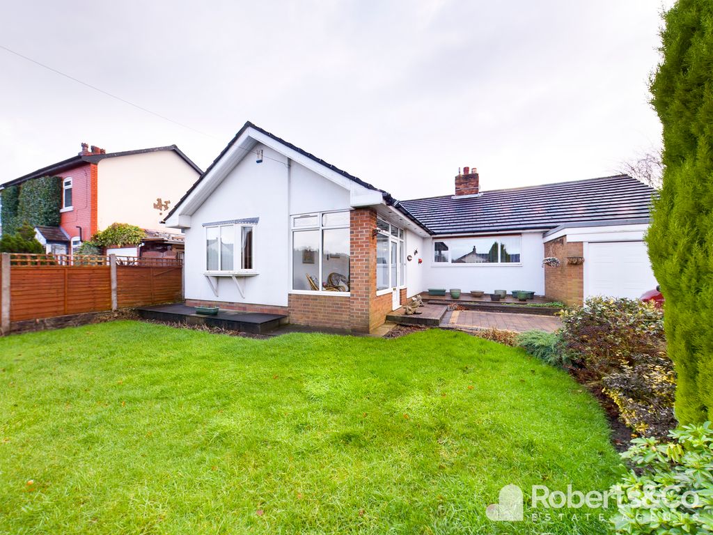 3 bed detached bungalow for sale in Chain House Lane, Whitestake