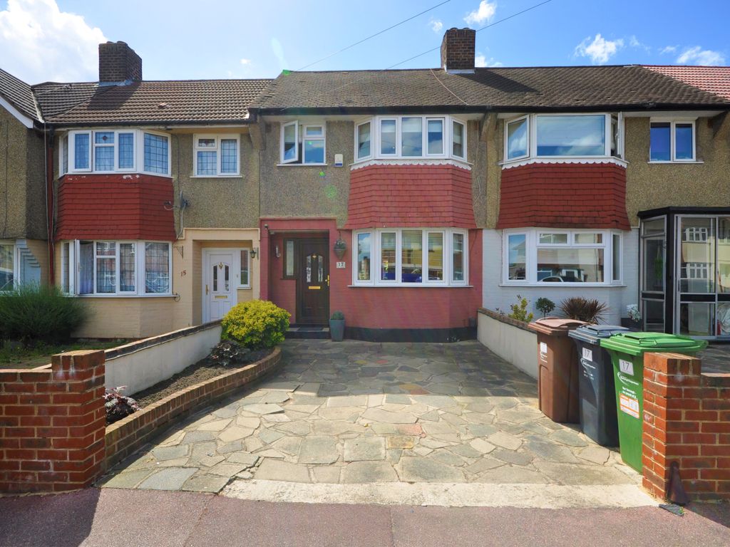 3 bed terraced house for sale in Naseby Road, Dagenham RM10 Zoopla