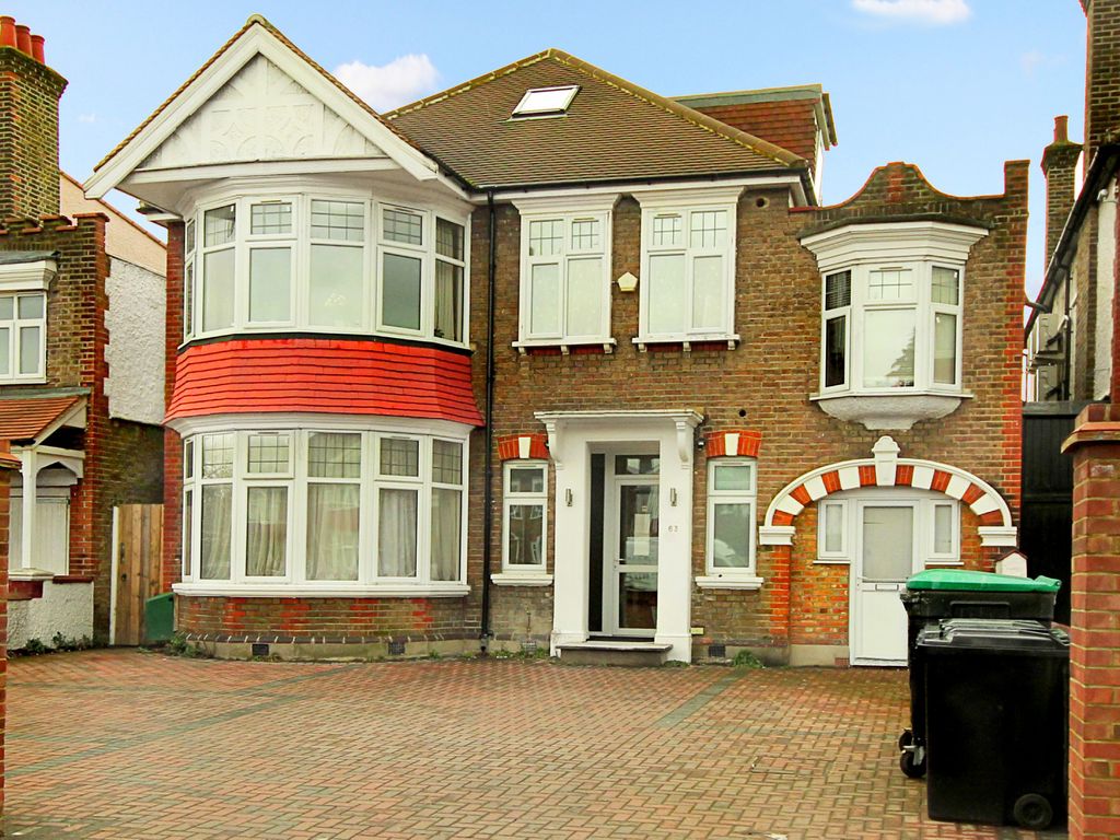 Studio for sale in Gunnersbury Avenue, London W5 Zoopla