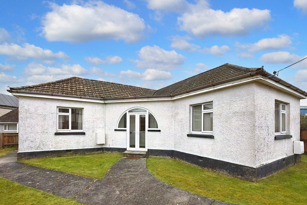 3 bed bungalow to rent in Stoke Road, Kelly Bray, Callington, Cornwall