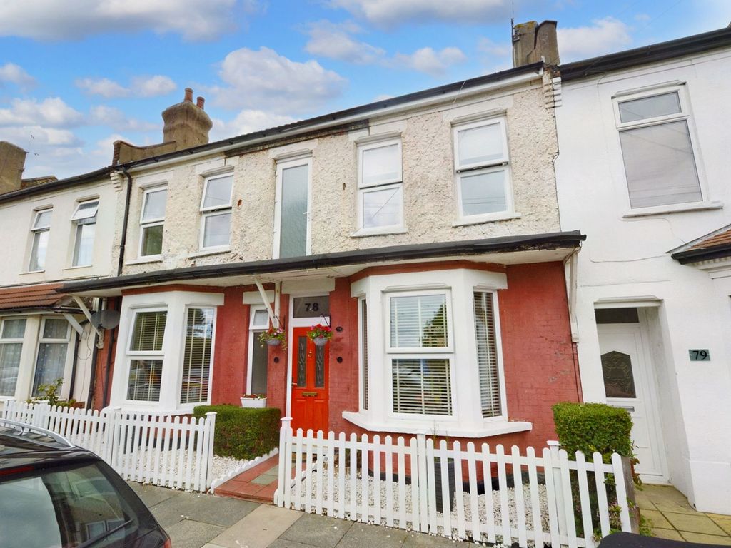3 bed terraced house for sale in Riviera Drive, SouthendOnSea SS1