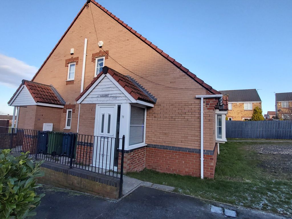 1 bed semidetached house to rent in Hevingham Close, Havelock Park, Sunderland SR4, £575 pcm
