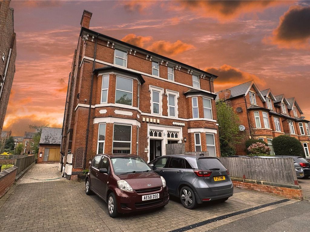 1 bed flat for sale in Musters Road, West Bridgford, Nottingham NG2