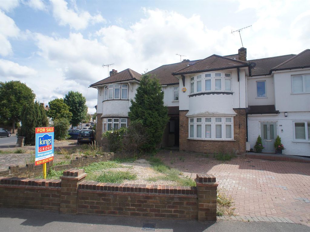 4 bed terraced house for sale in Sewardstone Road, London E4 Zoopla
