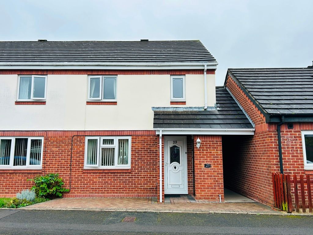 3 bed semidetached house for sale in Laburnum Drive, Evesham WR11, £