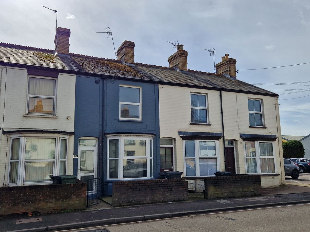 2 bed terraced house to rent in Wellington New Road, Taunton TA1 Zoopla
