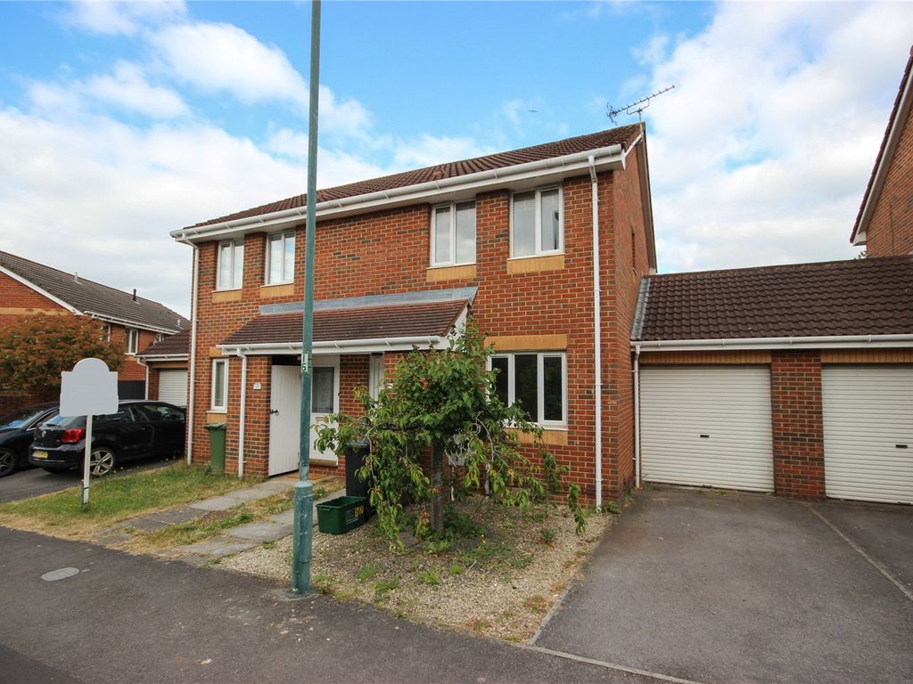 2 bed semidetached house to rent in Church Farm Road, Emersons Green