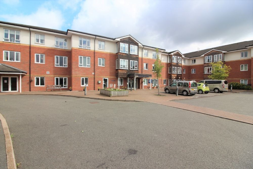 2 bed flat for sale in Sandbeds Road, Willenhall WV12, £60,000 Zoopla