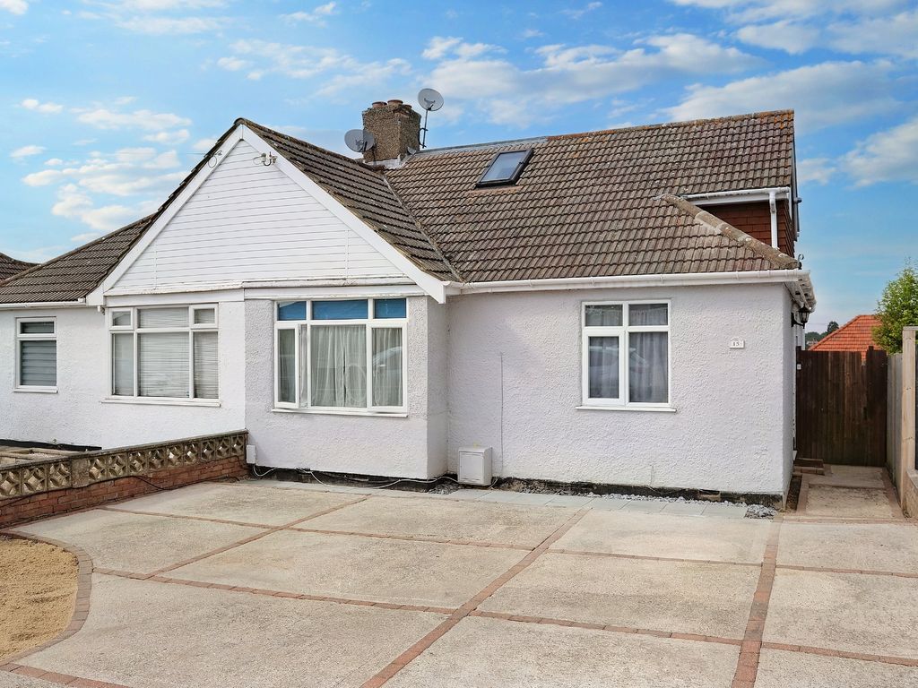 3 bed semidetached bungalow for sale in Somerden Road, Orpington BR5