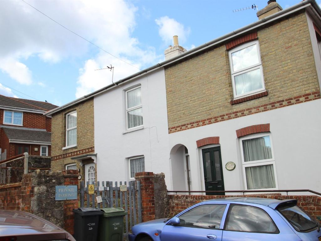 2 bed terraced house for sale in Bedworth Place, Ryde, Isle Of Wight
