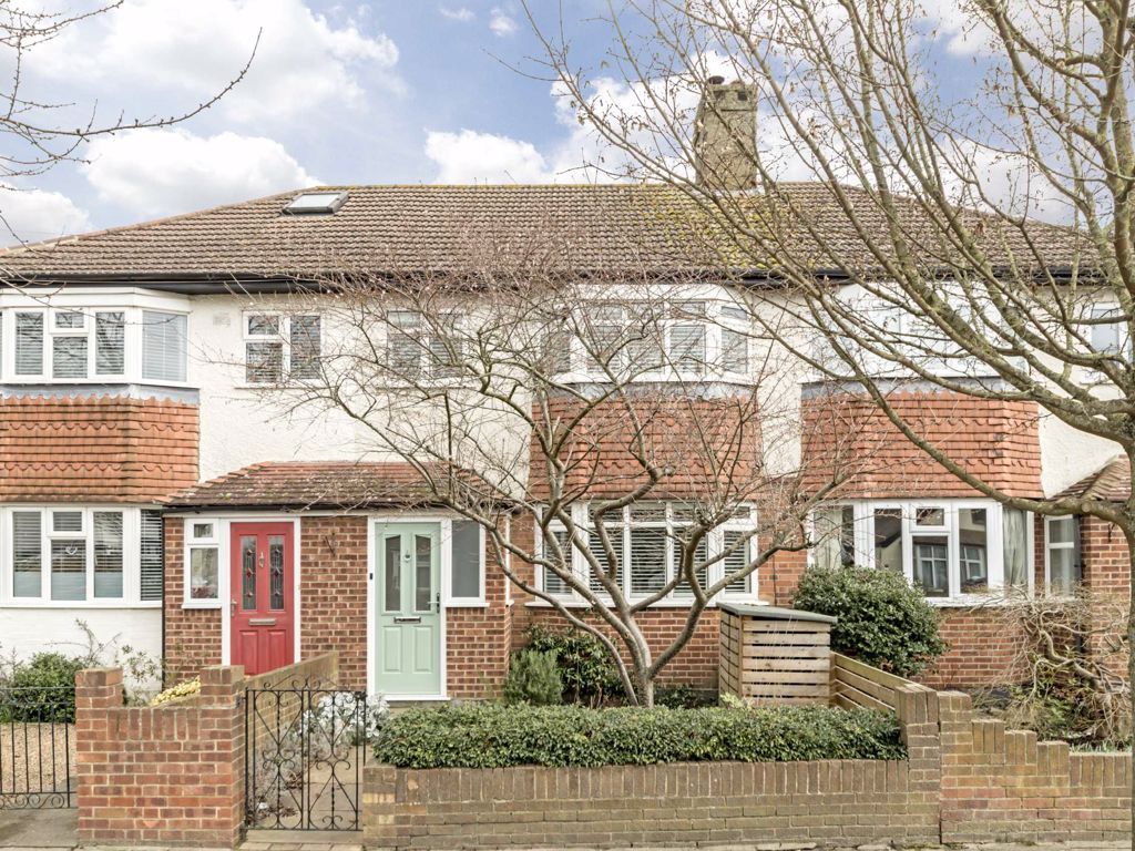 3 bed property for sale in Coombe Road, Hampton TW12 Zoopla