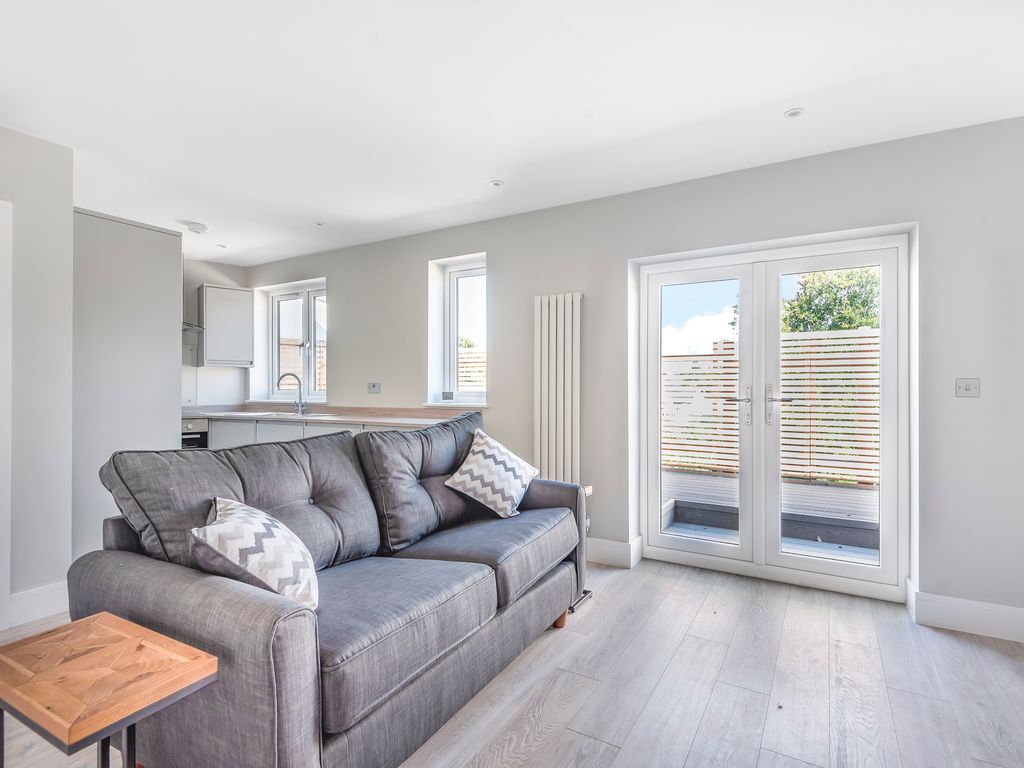 2 bed flat to rent in London Road, Headington, Oxford OX3 Zoopla