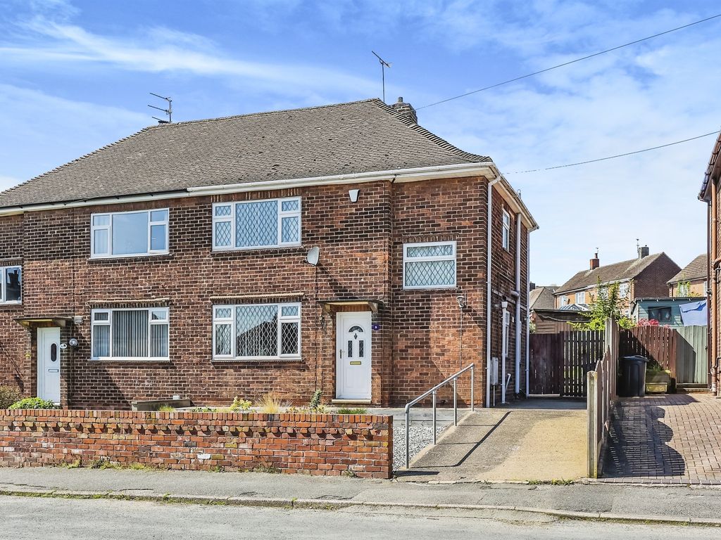 3 bed semidetached house for sale in Groome Avenue, Loscoe, Heanor