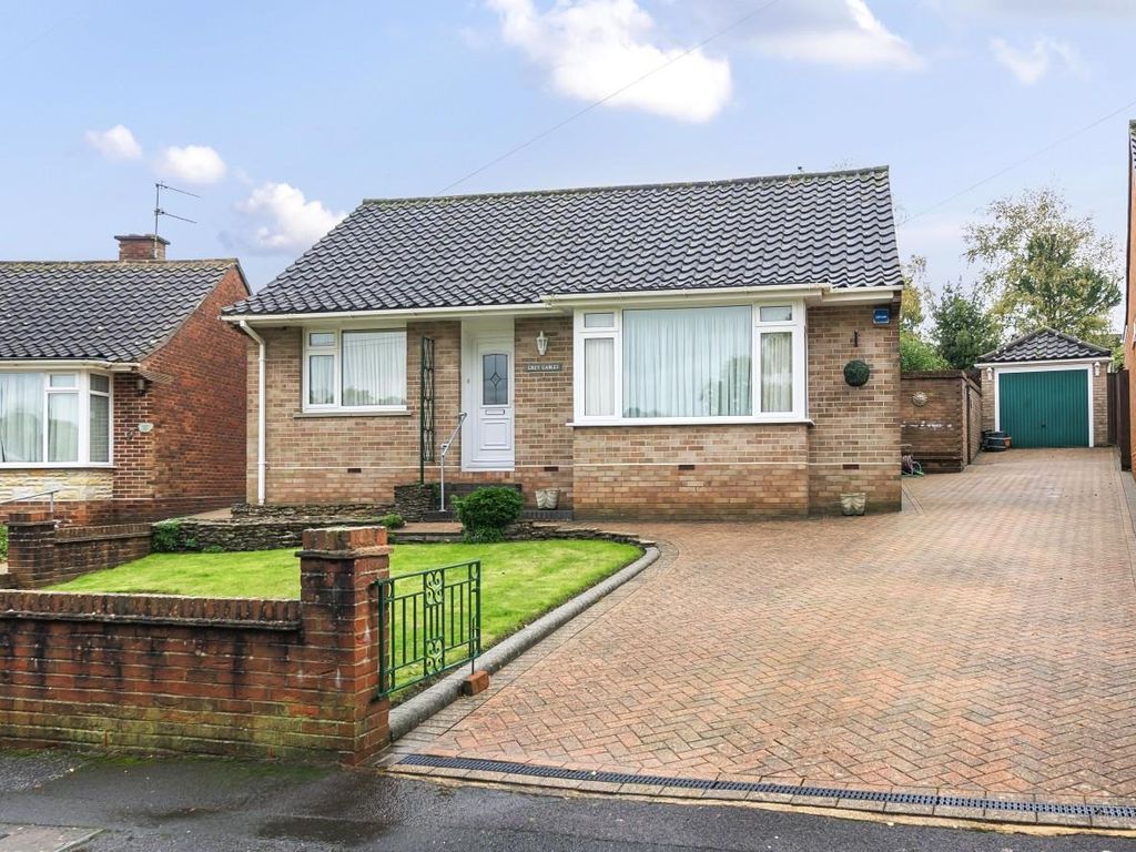 4 bed property for sale in Tuscan Walk, Peverells Wood, Chandlers Ford