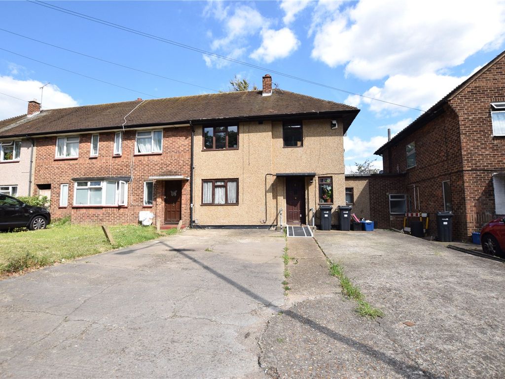 4 bed end terrace house for sale in Barley Lane, Ilford IG3 Zoopla