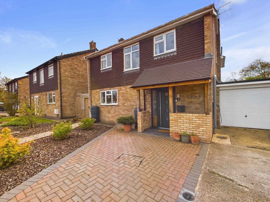 4 bed detached house for sale in Old Croft Close, Kingston Blount OX39