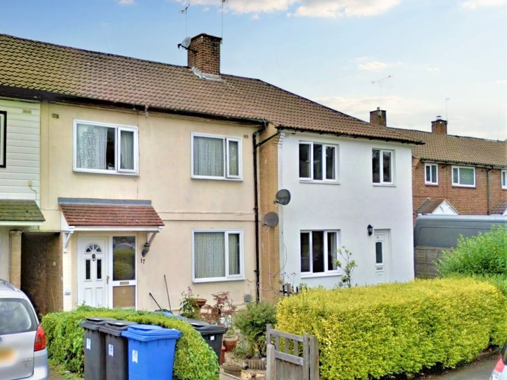 3 bed terraced house for sale in Woking, Surrey GU21 Zoopla