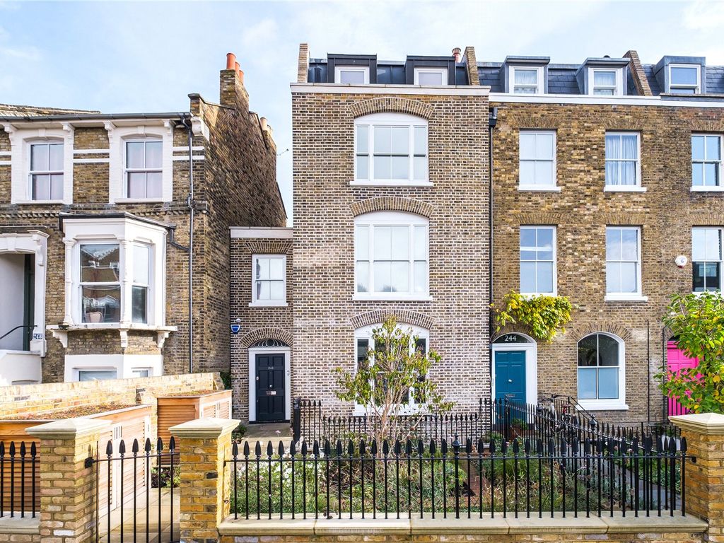 Albion Road, Stoke Newington, Hackney, London N16  