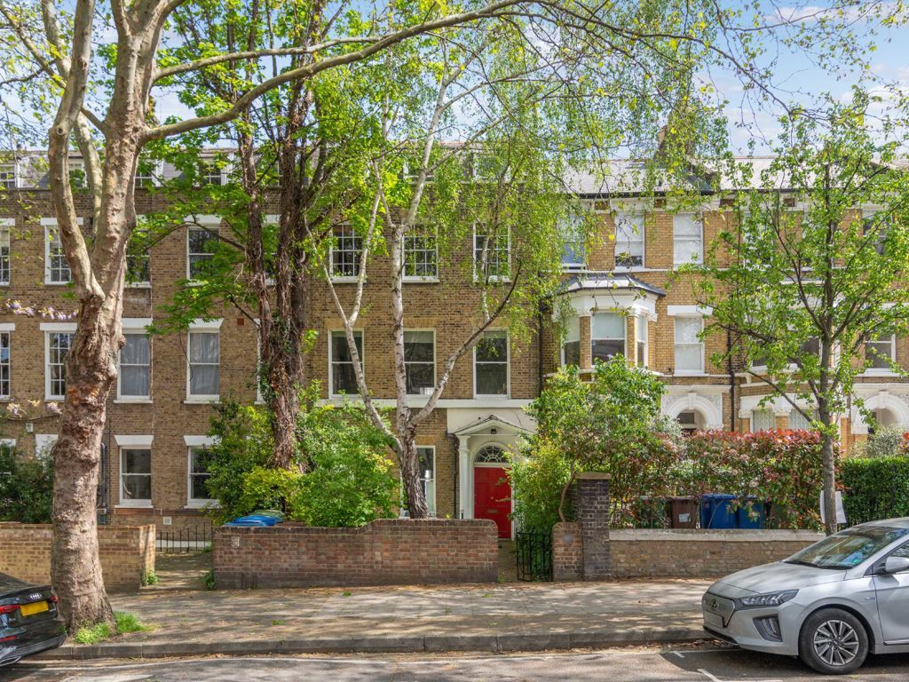 2 bed flat to rent in Camberwell Grove, London SE5 Zoopla