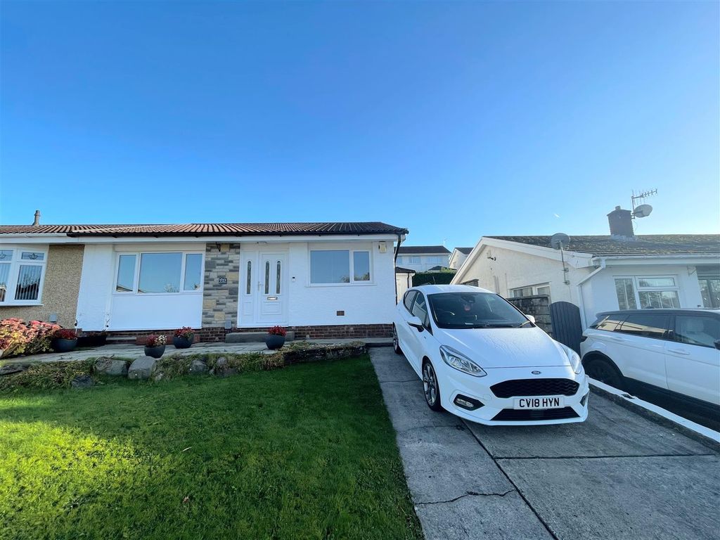 3 bed semidetached bungalow for sale in Ravenswood Close, Bryncoch