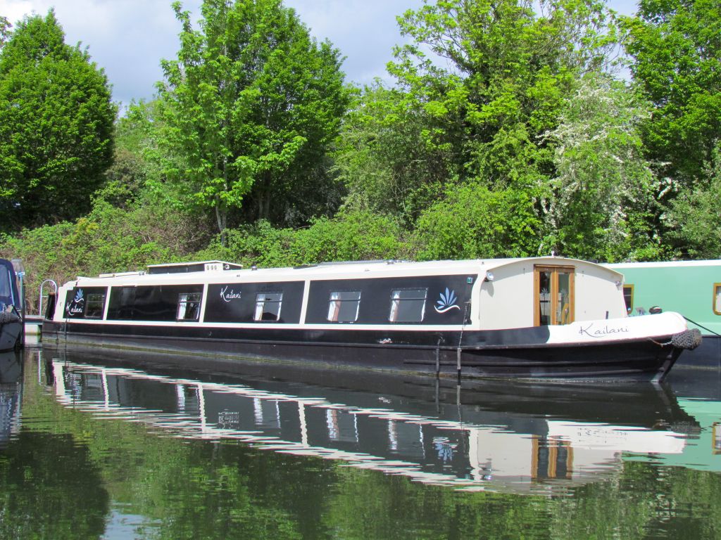 3 bed houseboat for sale in Staines Road, Chertsey KT16 Zoopla