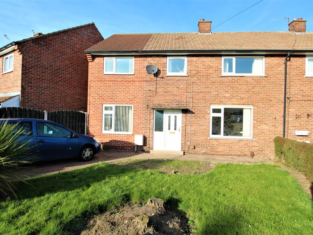 4 bed semidetached house for sale in Oakwood Crescent, Rawmarsh