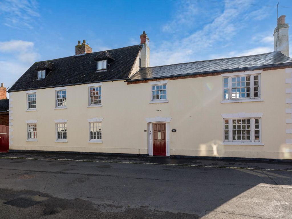 5 bed detached house for sale in Main Street, Long Lawford, Rugby Warwickshire CV23, £675,000