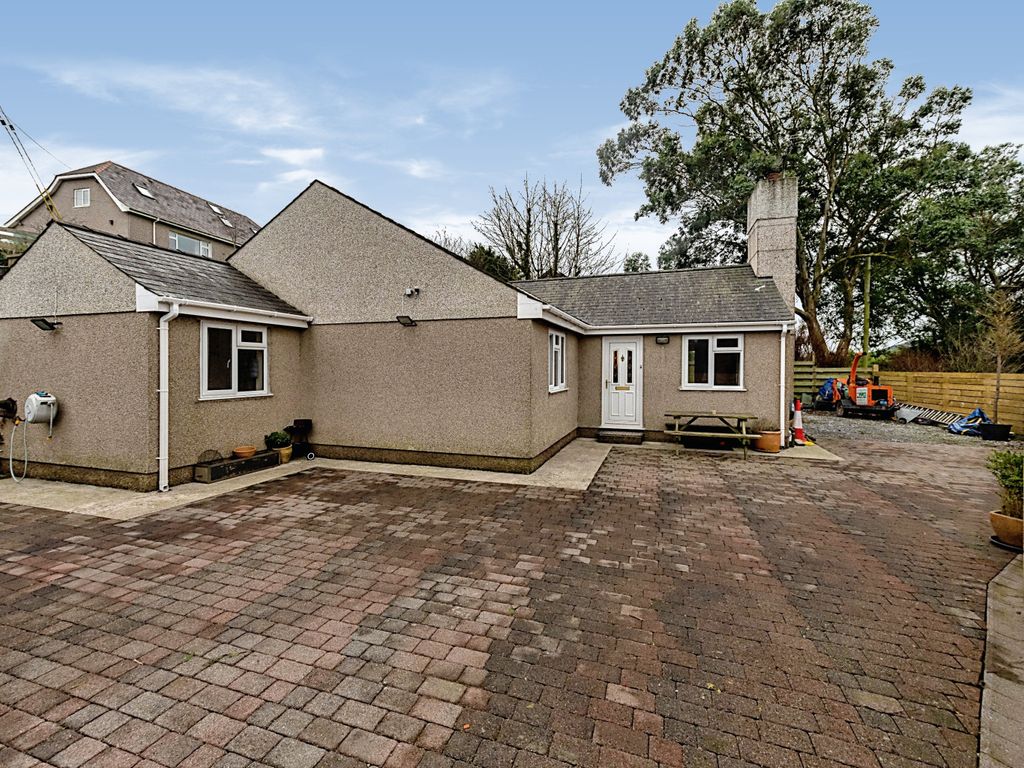 3 bed bungalow for sale in Sarn Mellteyrn, Gwynedd LL53 Zoopla