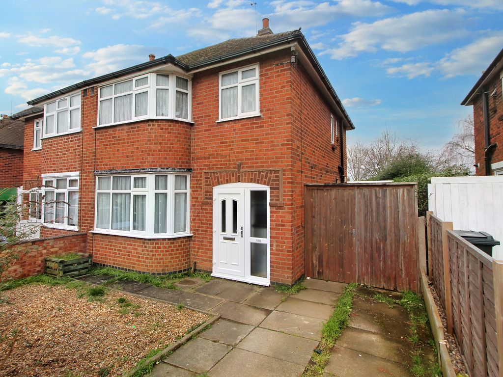 3 bed semidetached house for sale in Cardinals Walk, Humberstone