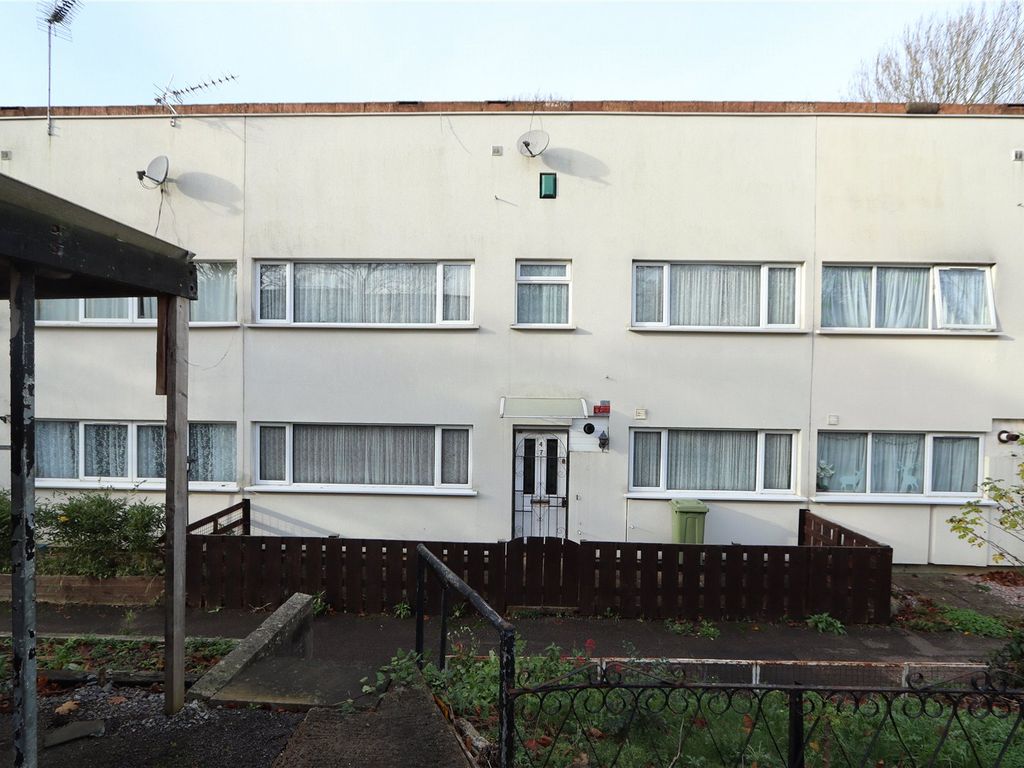 3 bed terraced house for sale in Colne, Tinkers Bridge, Milton Keynes