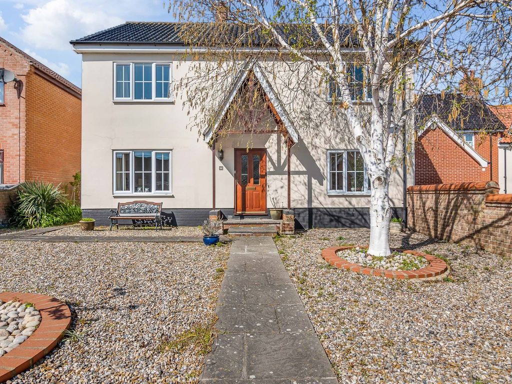 4 bed detached house for sale in Old Foundry Court, Old Road, Acle