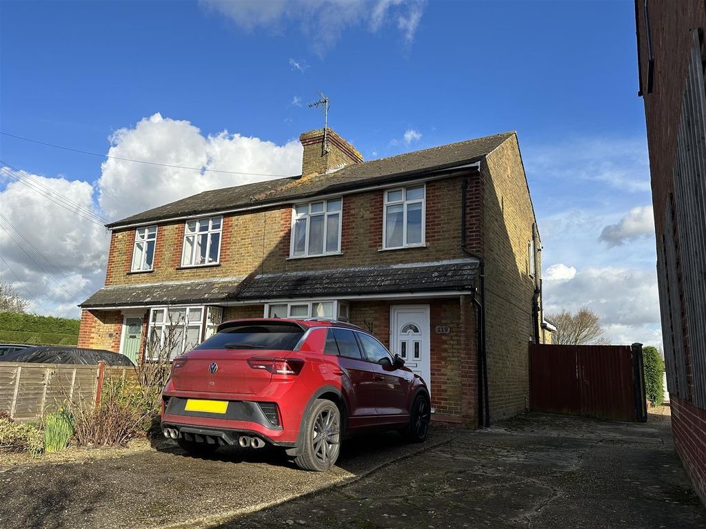 3 bed semidetached house for sale in Linton Road, Loose, Maidstone