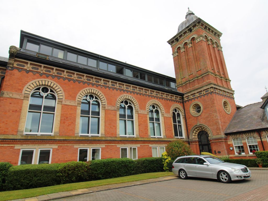 2 bed flat for sale in Pavilion Way, Macclesfield SK10 Zoopla