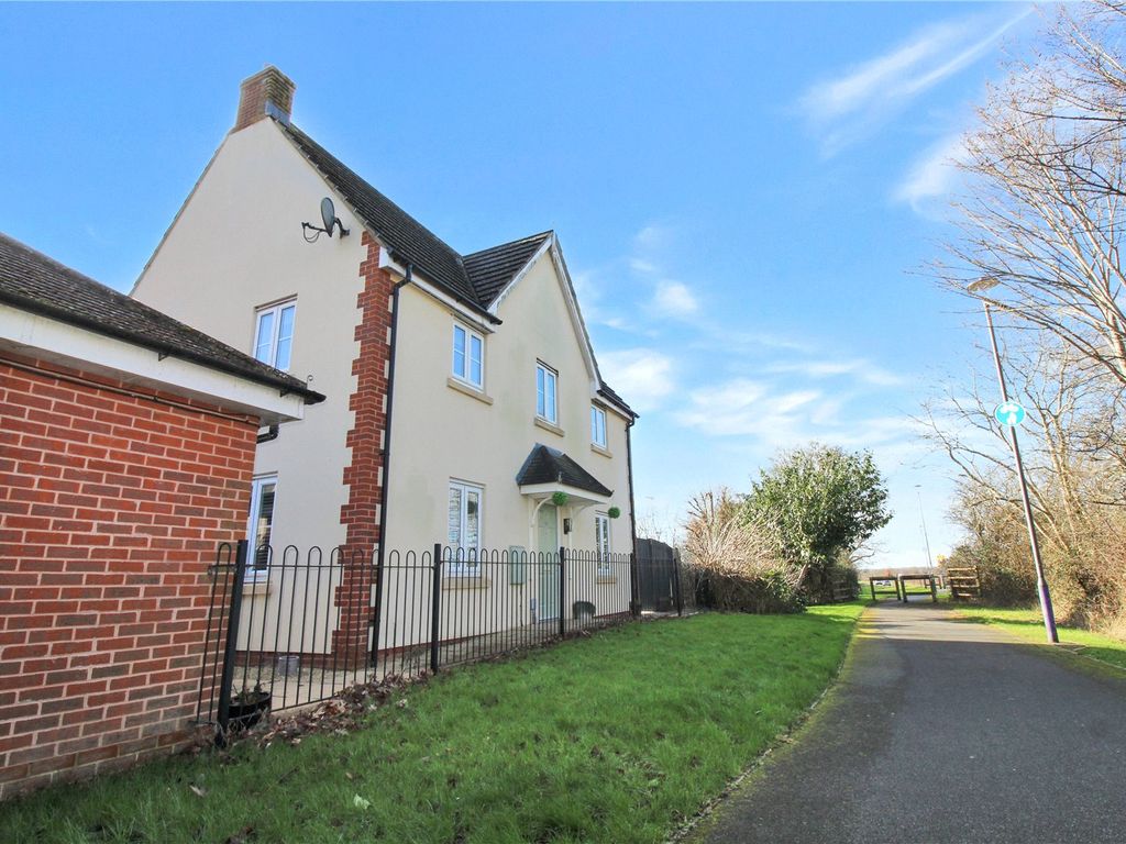 3 bed end terrace house for sale in Kingdom Crescent, Swindon, Wiltshire SN25, £325,000 Zoopla