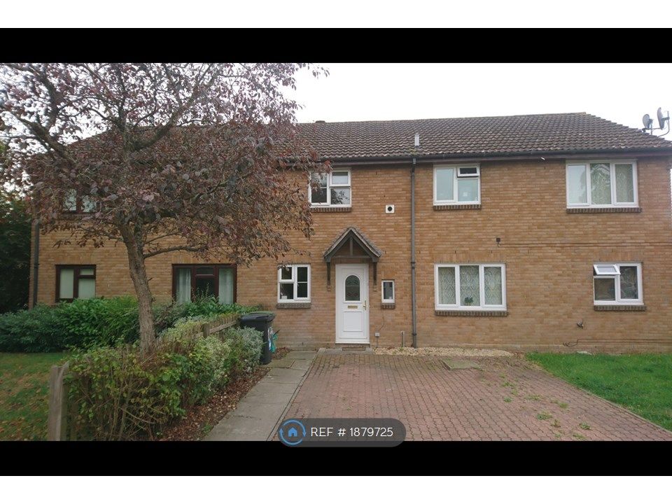2 bed terraced house to rent in Bowes Road, Thatcham RG19, £1,200 pcm