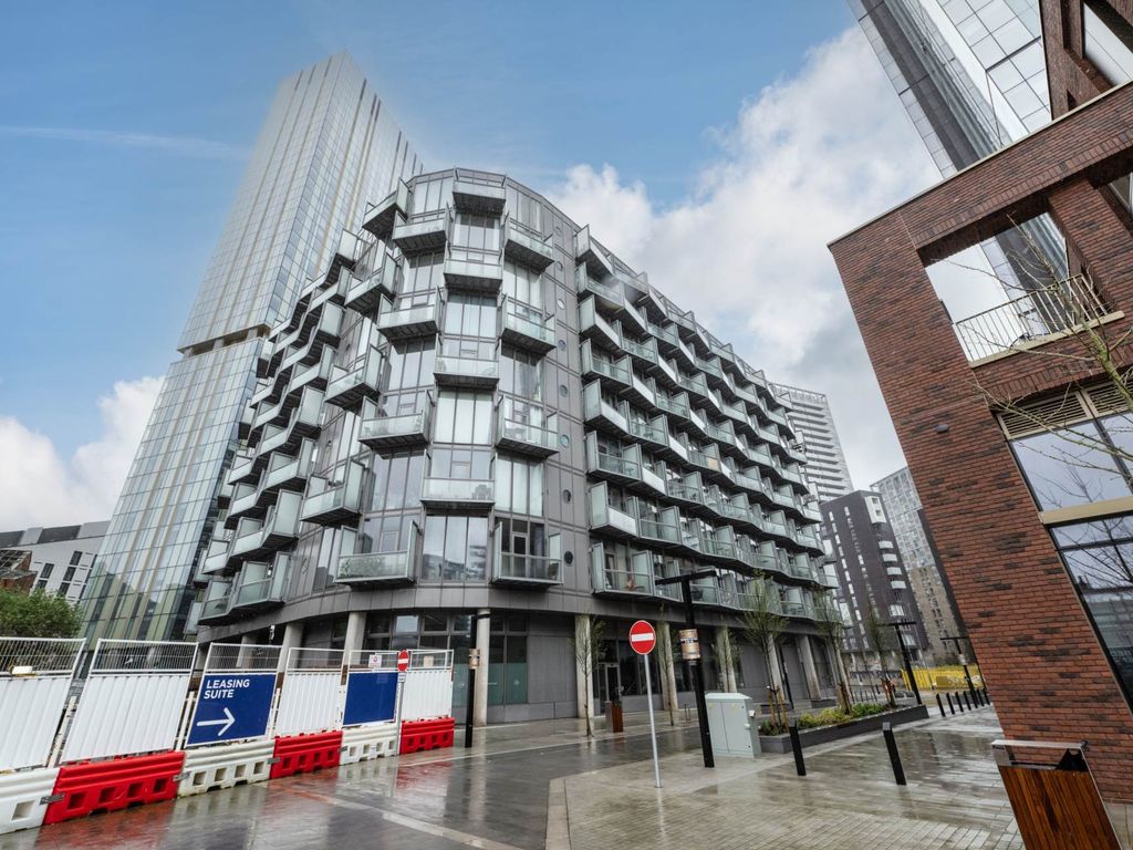 Studio to rent in Greengate, Manchester M3, £950 pcm Zoopla