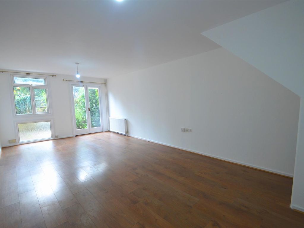 2 bed terraced house to rent in Thirlmere Gardens, Northwood HA6, £