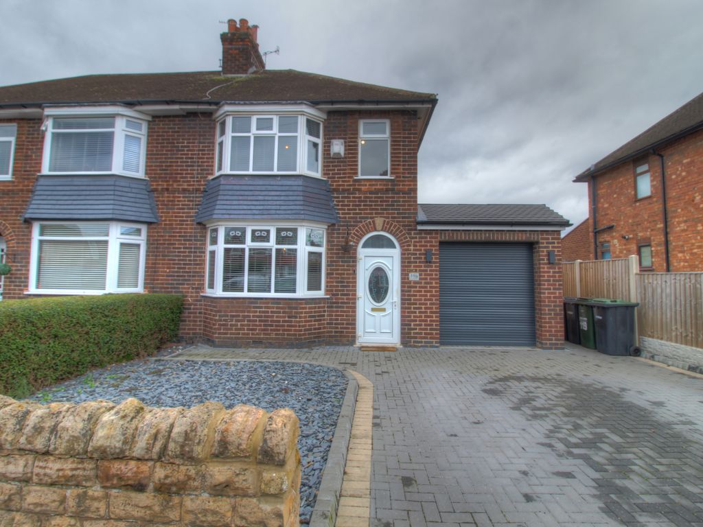 3 bed semidetached house for sale in Ravenswood Road, Arnold