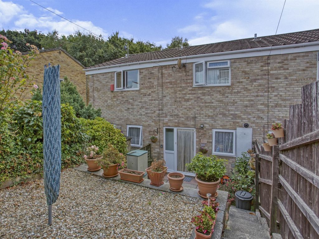 2 bed terraced house for sale in Abbots Way, Yeovil BA21, £180,000 Zoopla